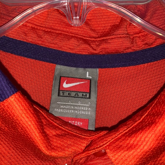 EUC Clemson Tiger Short Sleeve Shirt Size Large. - Picture 7 of 7